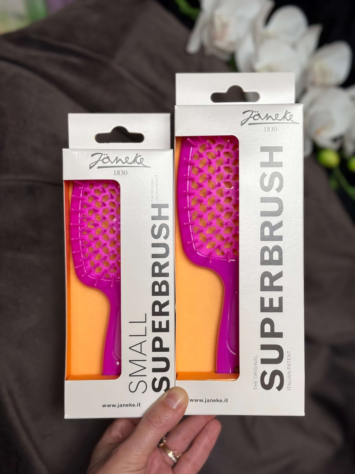 ГРЕБІНЕЦЬ JANEKE SUPERBRUSH STANDART Фуксія неонова